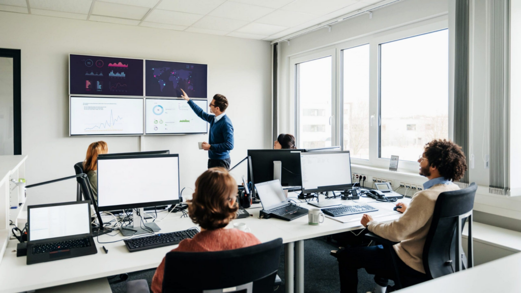 Competitive Intelligence and Benchmarking